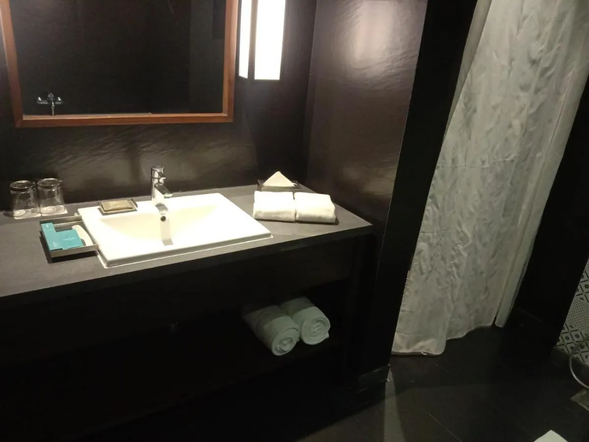 Country Inn & Suites By Radisson Chandigarh Zirakpur 4*,  India