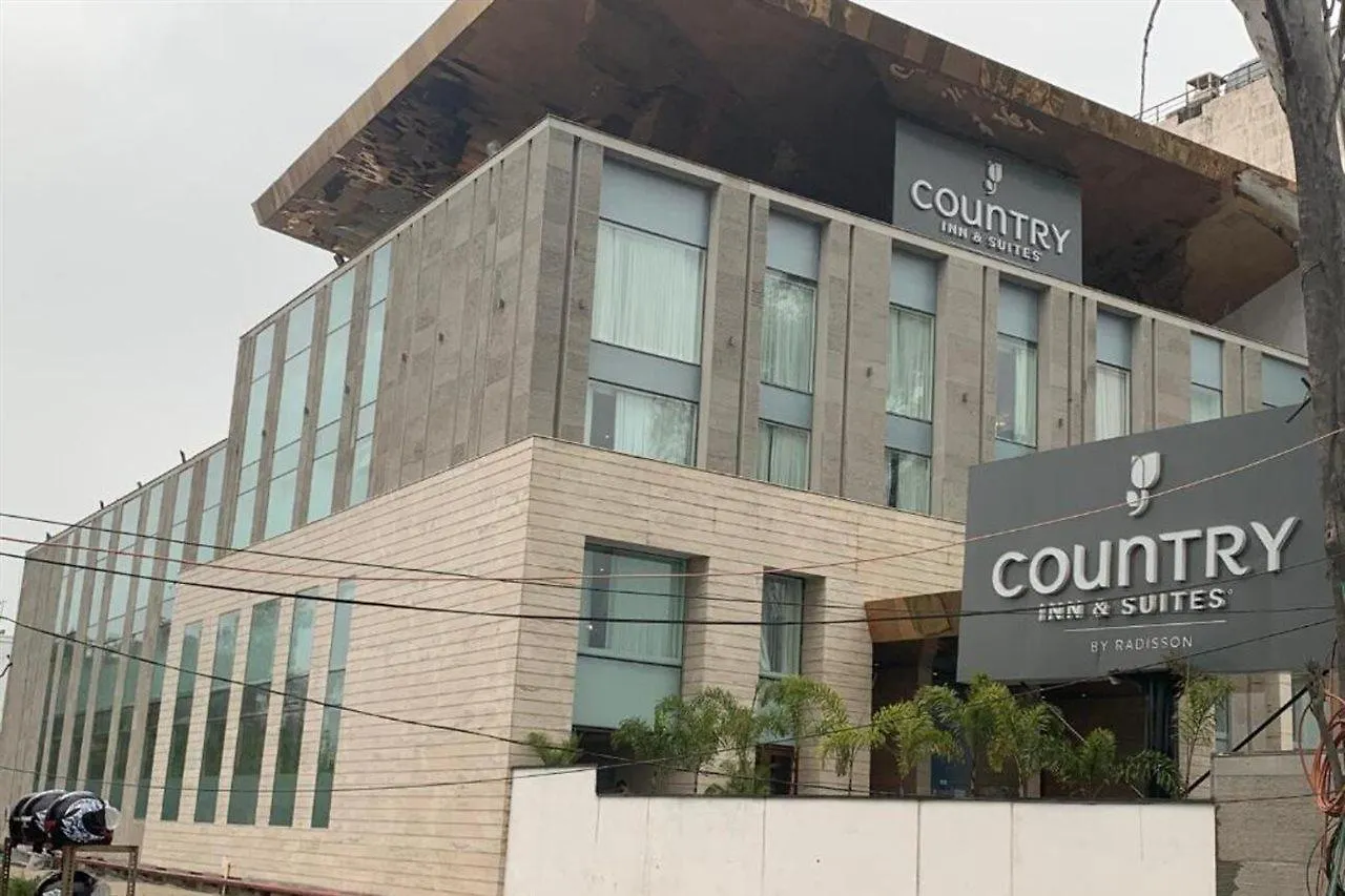 Country Inn & Suites By Radisson Chandigarh Zirakpur Отель