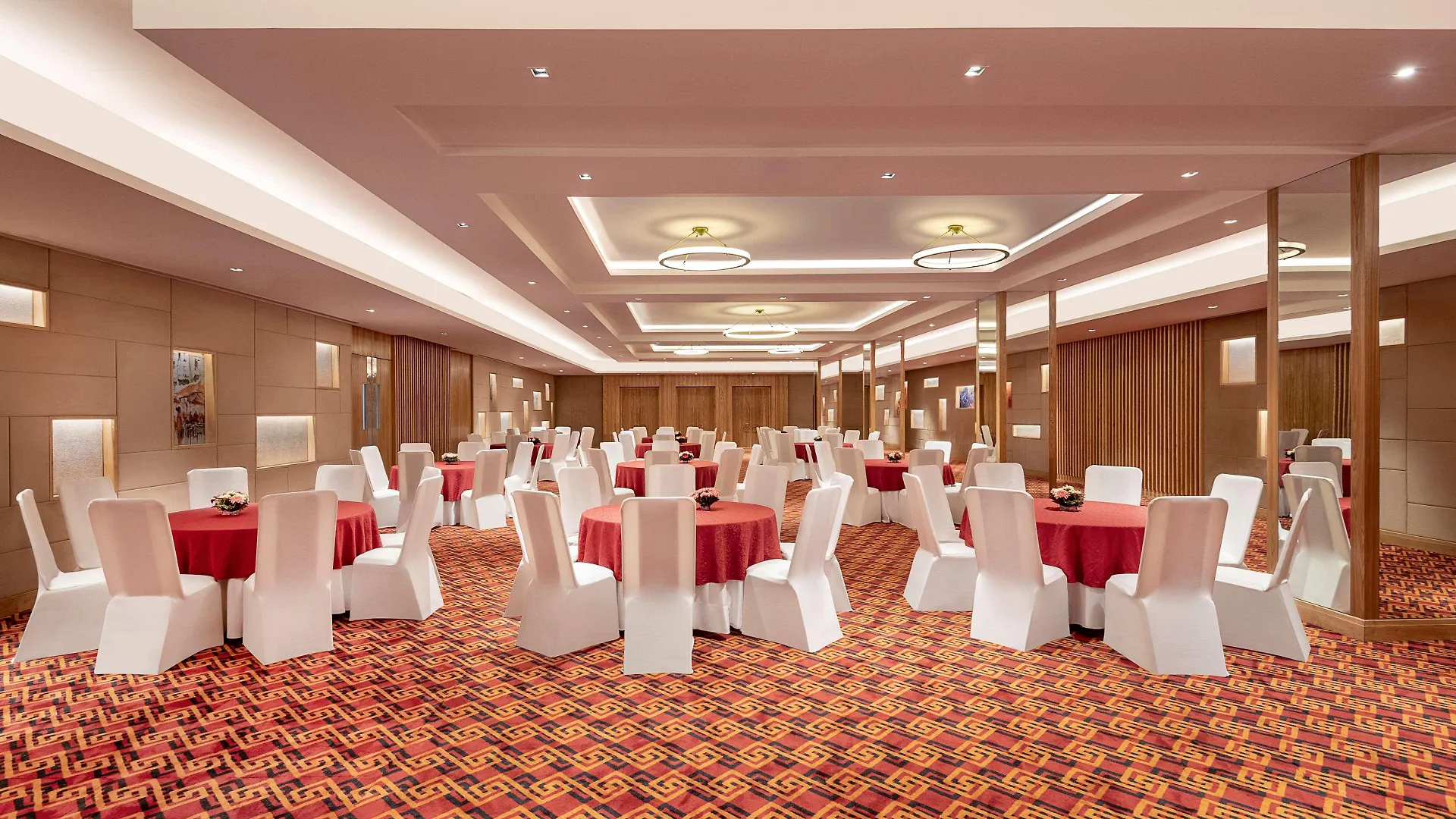 Hotel Country Inn & Suites By Radisson Chandigarh Zirakpur