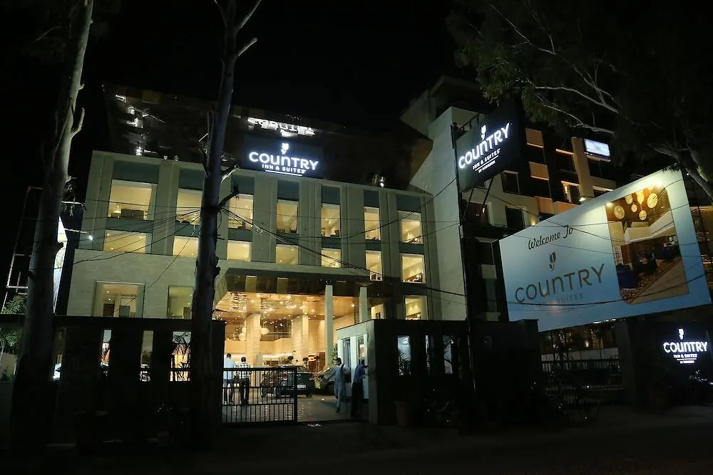 Отель Country Inn & Suites By Radisson Chandigarh Zirakpur
