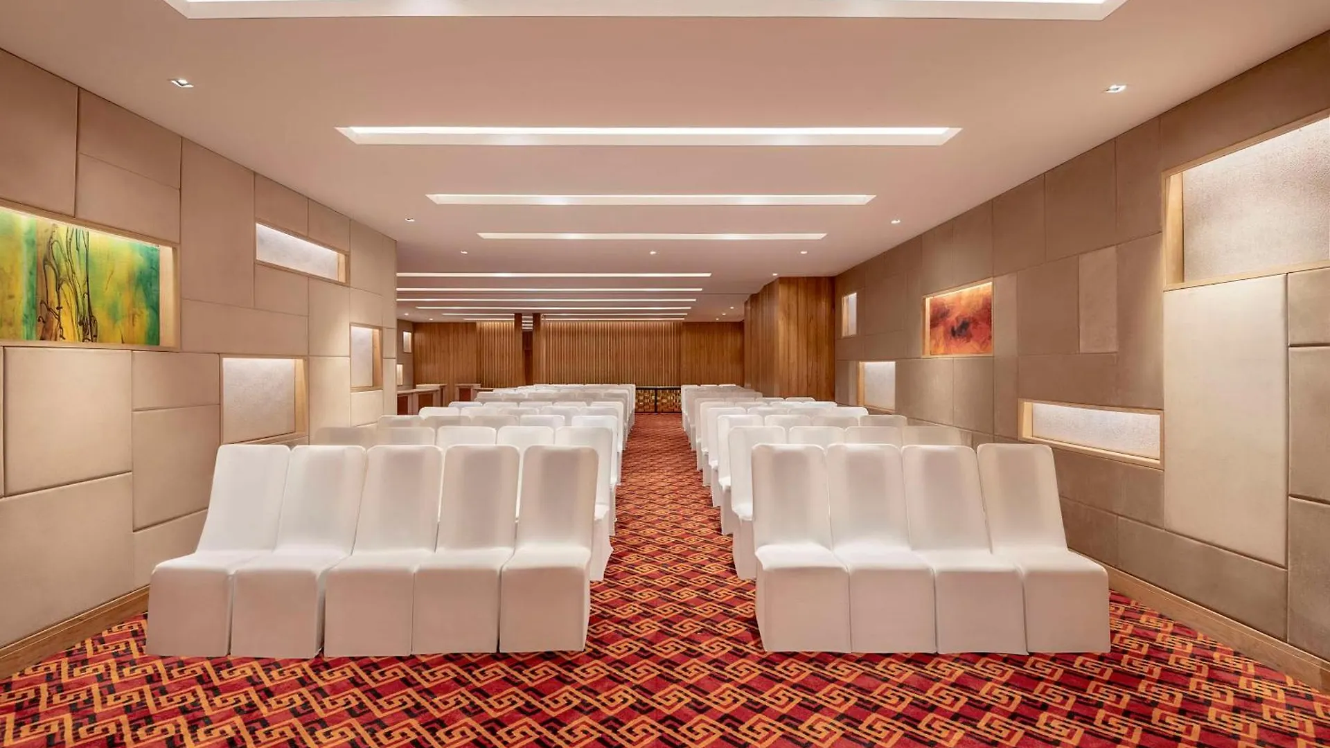 Hotel Country Inn & Suites By Radisson Chandigarh Zirakpur