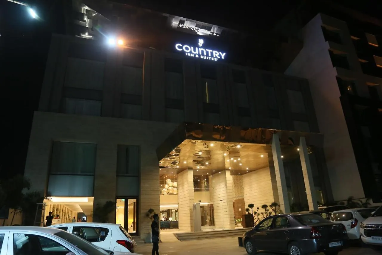 Country Inn & Suites By Radisson Chandigarh Zirakpur 4*,