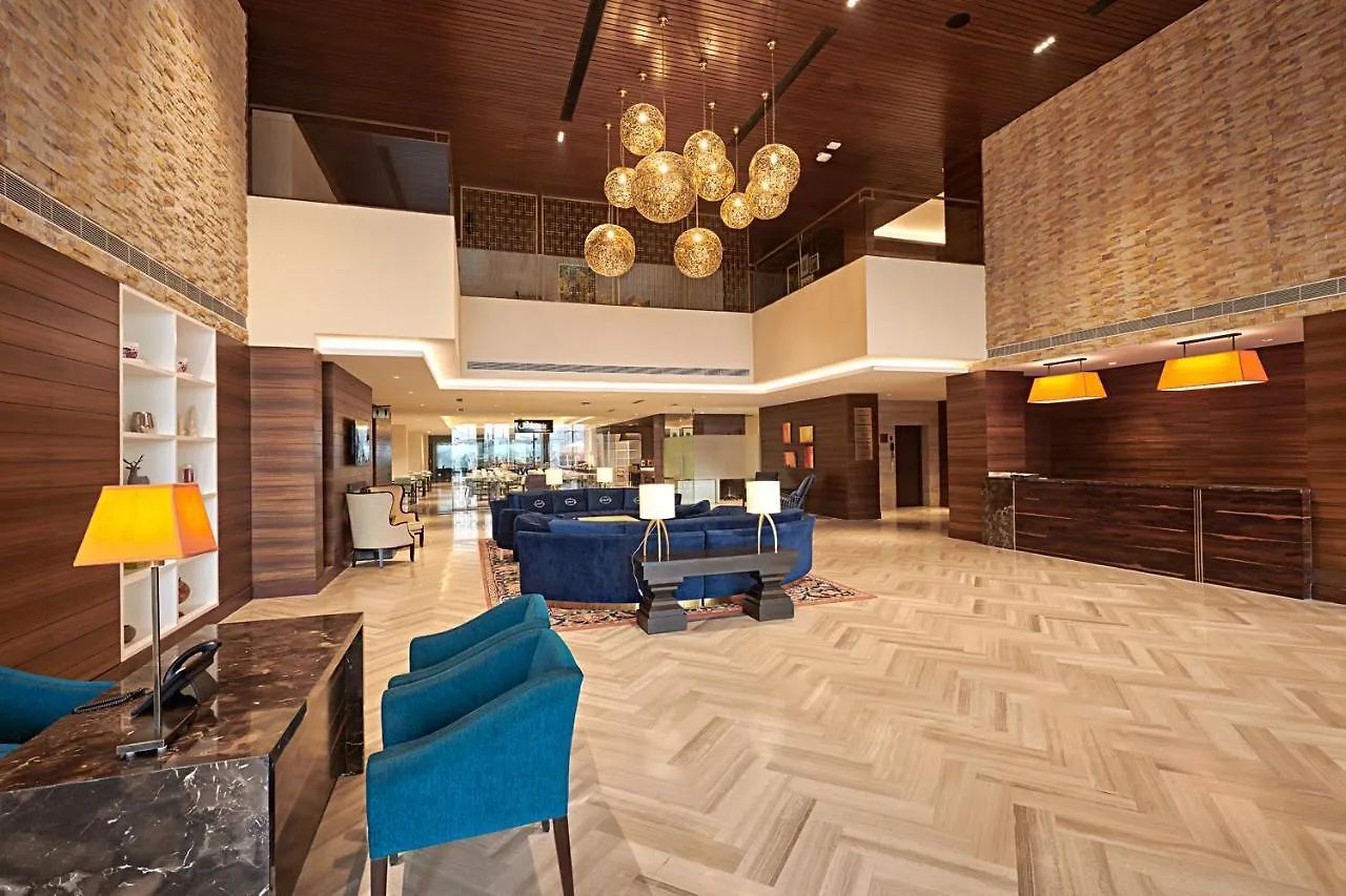 Country Inn & Suites By Radisson Chandigarh Zirakpur Отель